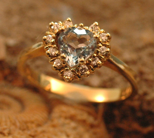 Aquamarin Ring mit Brill. 585 GG